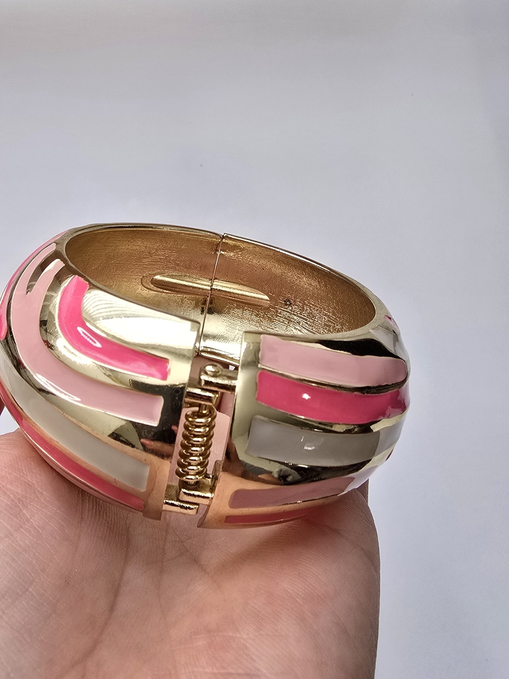 Pink & Gold Abstract Hinged Bangle - Picture 4 of 10